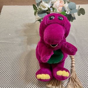 1992 Barney The Dinosaur 13” Hand Puppet VTG Dakin Lyons Plush Stuffed Animal